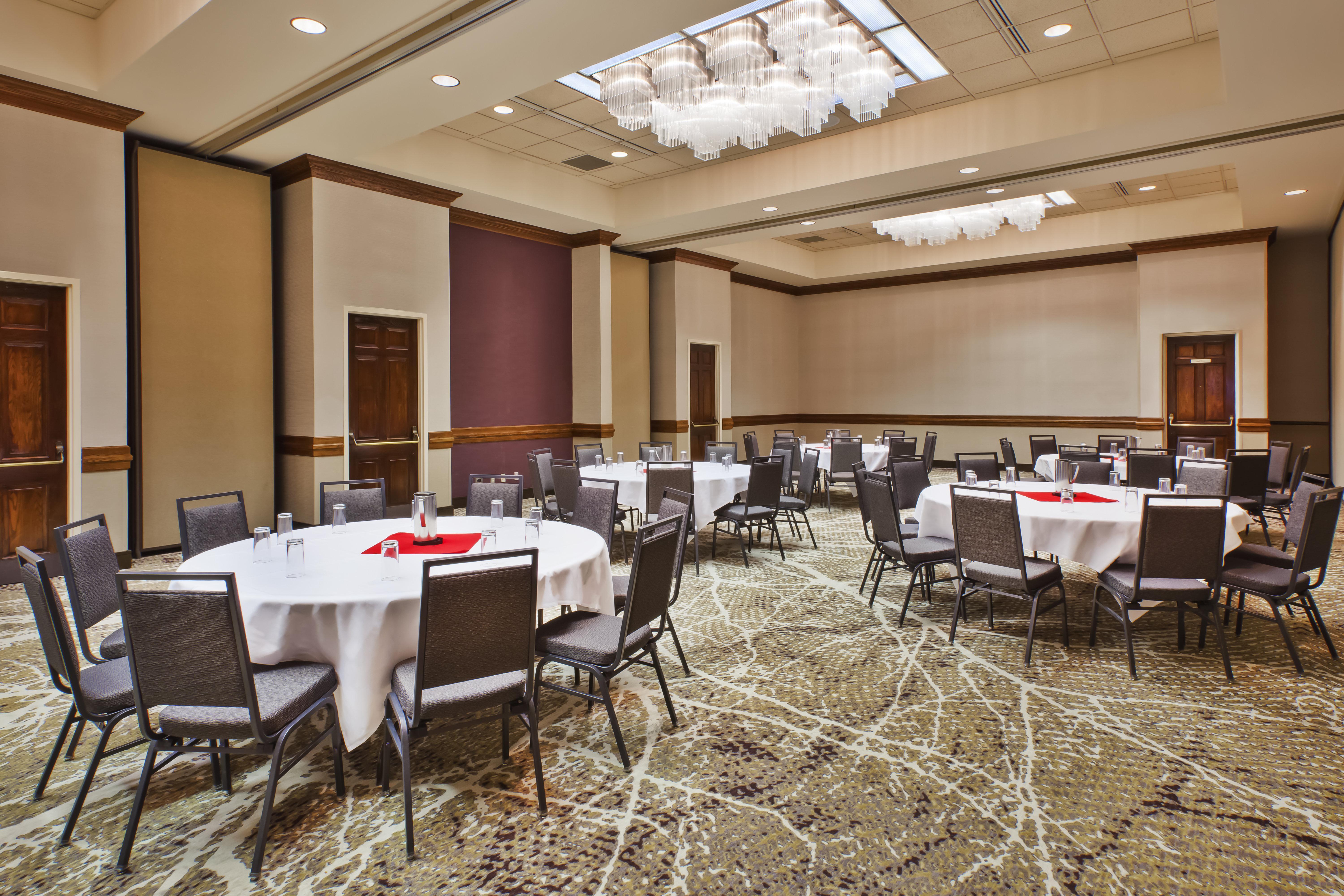 Doubletree By Hilton Rapid City Downtown Convention Center Εξωτερικό φωτογραφία