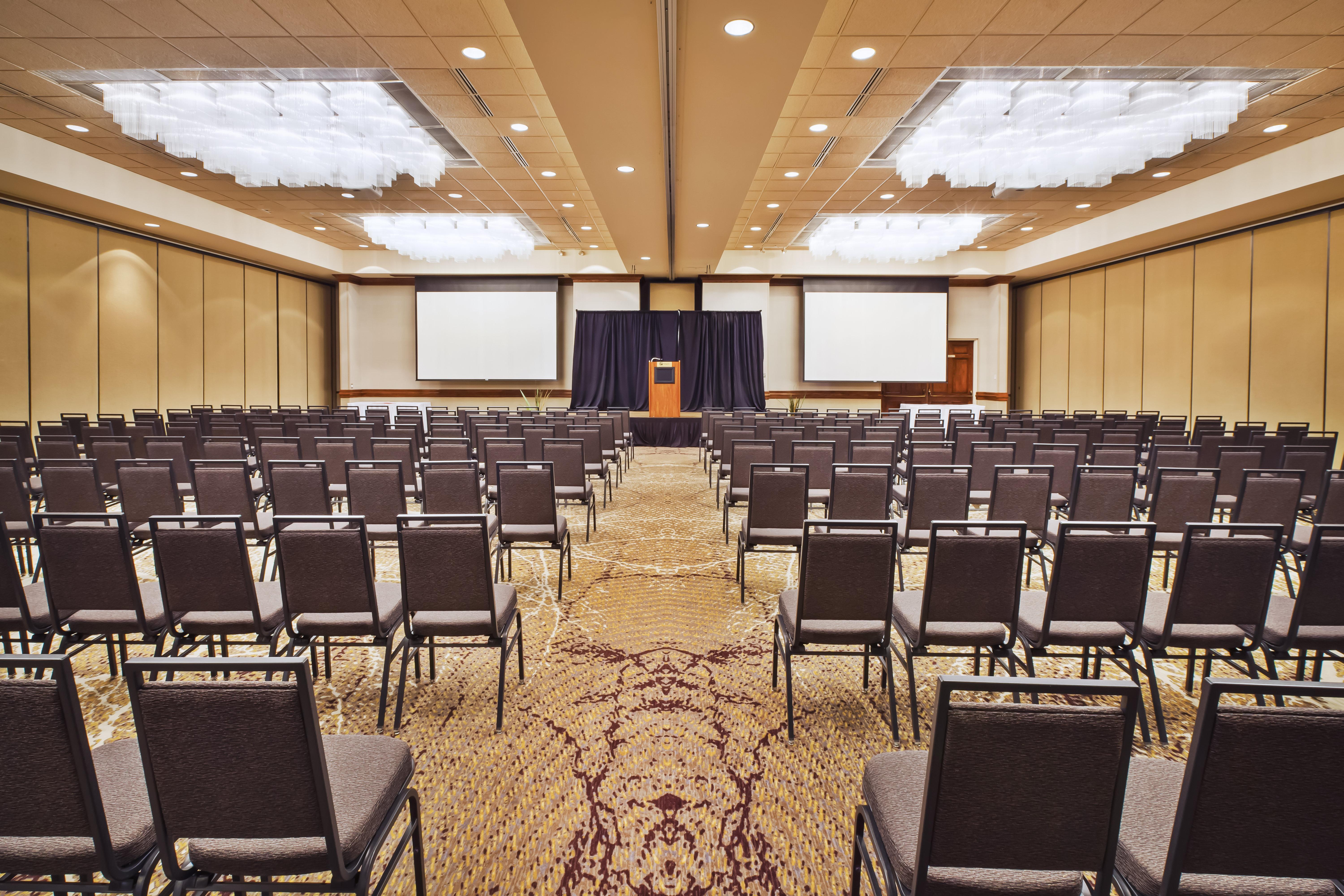 Doubletree By Hilton Rapid City Downtown Convention Center Εξωτερικό φωτογραφία