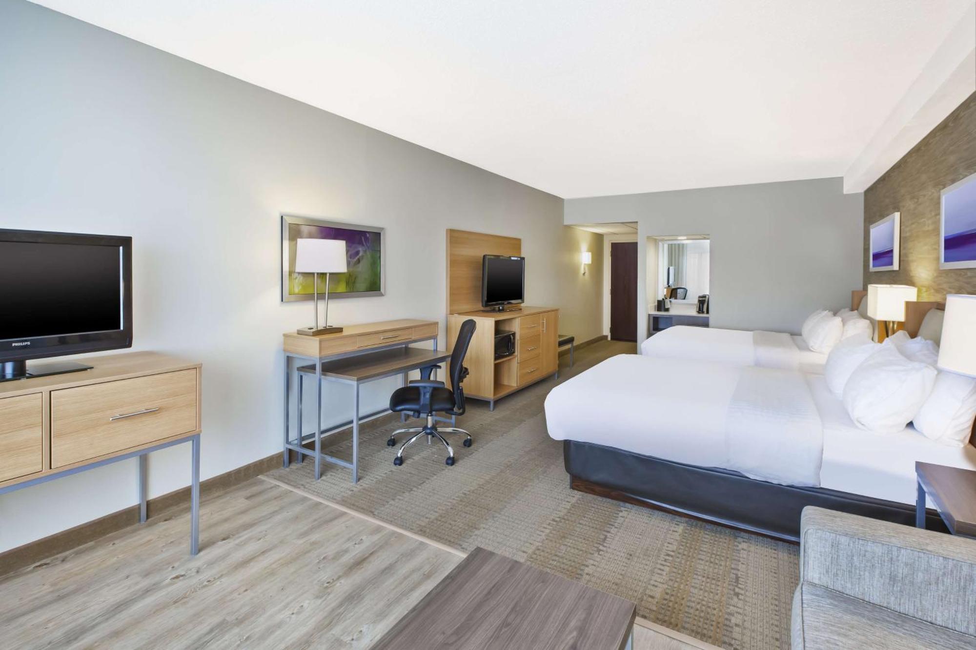 Doubletree By Hilton Rapid City Downtown Convention Center Εξωτερικό φωτογραφία
